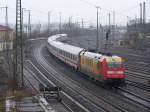 101 037-0 ARD-Buffet ist mit dme IC 2069 auf der ...