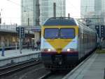 W�hrend der Triebzug 356 ...  De Rond Hans und Jeanny 23.02.2008