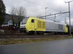 Eine ER 20 von Dispolok zieht einen Sonderzug von Heersbruck ...