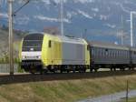 Eine ER 20 von Siemens Dispolok zieht den IGE Bahntouristik ...