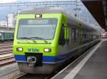 bls - 4 Teiliger Triebzug 525 016-2 im Bahnhof von ... bls - 4 Teiliger Triebzug 525 016-2 im Bahnhof von ...