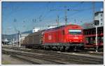 2016 026 bei der Ausfahrt mit ihrem Güterzug aus dem ... 2016 026 bei der Ausfahrt mit ihrem Güterzug aus dem ...