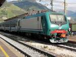 ADtranz Lok 464 vor einem Wendezug nach Brenner/Brennero von Verona ... ADtranz Lok 464 vor einem Wendezug nach Brenner/Brennero von Verona ...