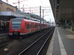 br-425 Wenn Cebit ist werden auch 423/425er aus anderen Regionen geholt,wie auch hier auf dem Bild zu sehen ist: Vorne ist ein 423er aus Stuttgart und hinten ein 425er aus Sachsen-Anhalt. Hannover Hbf 8.3.2008