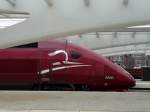 luttich-alle-bahnhofe Triebkopf des Thalys 4344 mit neuem Logo im Bahnhof von Li�ge Guillemins am 07.03.08.