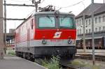 br-1044 1044 061 wartet in Villach auf den n�chsten Einsatz. 06.06.2004