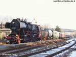 52 8080-5 wartet am 23.12.2007 im Bahnhof Schlettau auf die ...