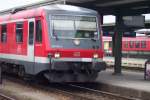 Ein VT 628 wartet im Bahnhof M�hldorf auf weitere Eins�tze. ...