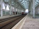 Der Bahnhof Oriente in Lissabon (Esta��o do Oriente)mit seiner besonderen ...