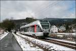 ET22008 rollt bei Benolpe als ABR99725, (RB91 Ruhr-Sieg-Bahn ) nach Hagen ...