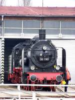 BR 38 1182 vor dem Ringlokschuppen der Railworld Gera. 22.03.08 ...