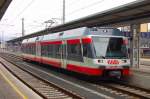sonstige LILO 22 160, 'LILO' steht liebevoll f�r Linzer Lokalbahn, wartet am Morgen des 27.03.08 auf die Abfahrt nach Neumarkt-Kallham. Bereits im Januar 1911 wurde die Konzession f�r diese Lokalbahn urkundlich genehmigt und seit diesem Datum verkehrt sie elektrisch. Man nennt die 'Lilo' auch die 4-St�dte-Bahn: Linz - Leonding - Eferding - Peuerbach. Pfiffiges Design und ebensolche Farben sind ihr Markenzeichen..