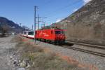 hge-4-4 HGe 4/4 II 104 mit dem Glacier Express kurz nach Eyholz, am 29.3.08.