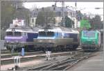 Zwei nez cass�-gebrochene Nasen, 572190 und 172158 stehen abgestellt neben ...