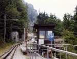 Einzige Zwischenhaltestelle Mitteralm 1210 ...  G�nther Glauz 09.04.2008