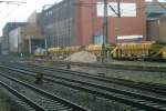 203 005 mit Gleisbauzug ...  Ulrich Lorenz 10.04.2008