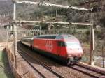 Nun ist die Re 460 069 mit ihrem IR auf ...