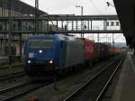 185 524 (LTE) mit G�terzug am 15.4.2008 in Regensburg.  ...