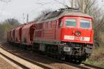 233 702-0 kommt mit ...  Thomas Welzel 20.04.2008