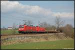 BR 185 mit Zugen 185 013 & 185 059 wurden am 01.04.08 mit CFN 63045 am Km 77,2 der Remsbahn (KBS 786) bei Aalen-Hofen bildlich verewigt.