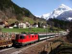 Re 4/4 II 11175 mit IR nach Locarno bei ...