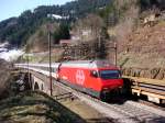 re-460-mit-zugen Re 460 041 mit EC bei Intschi am 28.03.2008