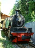Blonay-Chamby BC - Museumsbahn ex SEG G 2x 3/3 104 am 24.05.1999 in Chaulin - Dampflok - Name: ZELL - Baujahr 1925 - HANOMAG/10437 - Gewicht 56,00t - L�P 11,56m - zul�ssige Geschwindigkeit 35 km/h - �=03.08.1989 - Lebenslauf: ex SEG 2x 3/3 104 - 1953 MEG G2x 3/3 104 - 1967 BC G 2x 3/3 104
