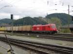 Eine �BB BR 2016 steht mit einem G�terzug in Knittelfeld ...
