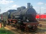 Die Lok vom Zug der Erinnerung am 27.04.08 im Bahnhof ...