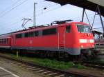 Die 111 182 am 19.04.2008 mit einer RB in Plattling. ...