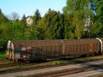 Habbiinss-31812741074-0 beladen mit Papier u. Karton zur Zwischenlagerung bei einer ...