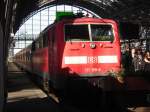 Eine 111er in Franfurt (M) Hbf wartet auf die Abfahrt ...