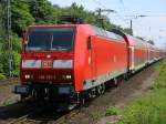 Die Dortmunder 146 021-1 mit RE 5 Duisburg - Emmerich ...