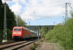 101 072-7 mit dem IC 2005 am km 69,0 16.5.08 ...