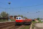 232 579 (east-west-railways) in Rudna (28.04.2008)  ...