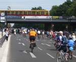 Fahrradsternfahrt 2008. Gl�ck hat, wer in der S-Bahn sitzt. Oder ...