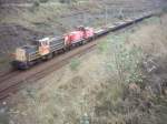 Zwie diesels der 6400/6500 klasse bei Assel ( NL ) ...