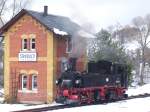 Die 1967 unter alter Nummer neu gebaute 99 590 der ...