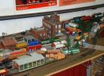 Vorn S�gewerk, hinter der Stra�e Farben AG, beide mit Anschlu�gleis, ...