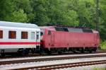 120 142-5 h�tte eine Farbauffrischung dringend n�tig... Oder gebt ihr ...