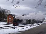 99 1590 bei der Ausfahrt aus Steinbach.  ...
