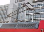 Stromabnehmer einer BR 143 am Stuttgarter Hauptbahnhof  ...
