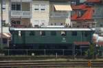 Schnappschu� auf der Heimfahrt aus dem Zug heraus: 144 502-2 ...