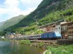 Die Re 460 065 mit EM Design hat am 27.04.2008 ...