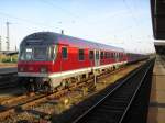 Hier ein Karlsruher Steuerwagen als Steuerwagen eines RE3 von Hamm ...