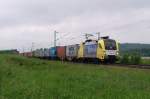 BoxXpress ES 64 U2 - 025 (boxXpress) mit einem Containerzug vor Haspelmoor (05.06.2008)