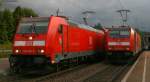 BR 146 Lokportaits 146 236-5 mit dem RE 4717 nach Konstanz und 146 231-6 mit dem RE4722 nach Karlsruhe treffen sich in St.Georgen bei Gewitterstimmung 16.7.08