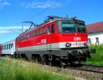 1142 595-6 verl�sst mit R 3623 die Haltestelle STEYR-M�nichholz; 080719 ...