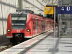 ET 425 023-9 f�hrt als RE nach Koblenz im Bahnhof ...