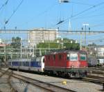 Re 4/4 II mit dem Talgo-Nachtzug EN 273 Barcelona - ...